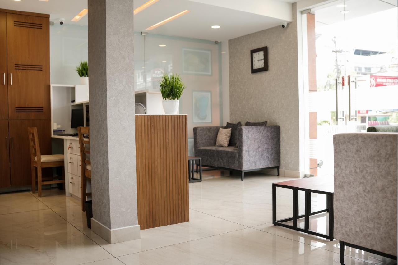 Hotel Sulu Residency à Kochi Extérieur photo